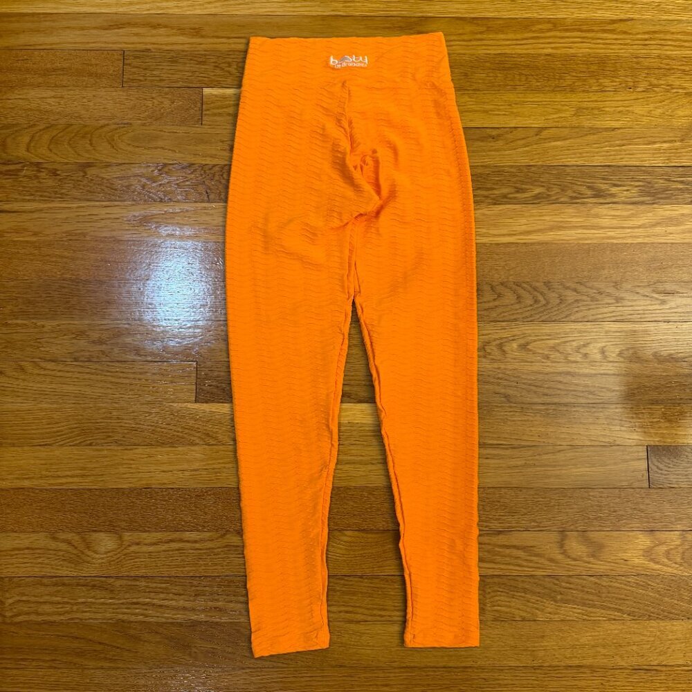 Booty By Brabants Croco Skin Seamless Leggings in Orange - One Size - Picture 6 of 7